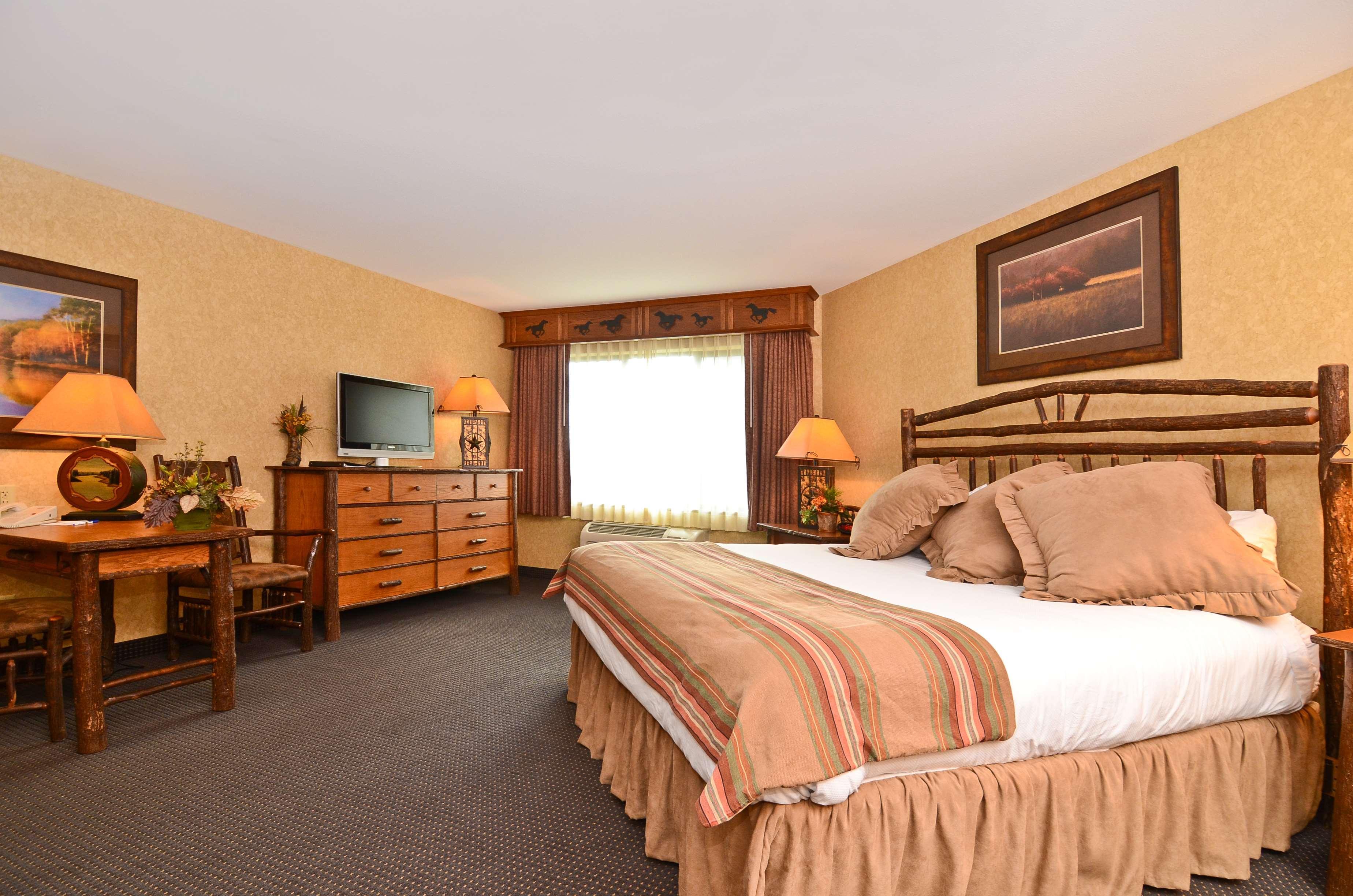 Best Western Plus Kelly Inn And Suites Фарго Экстерьер фото