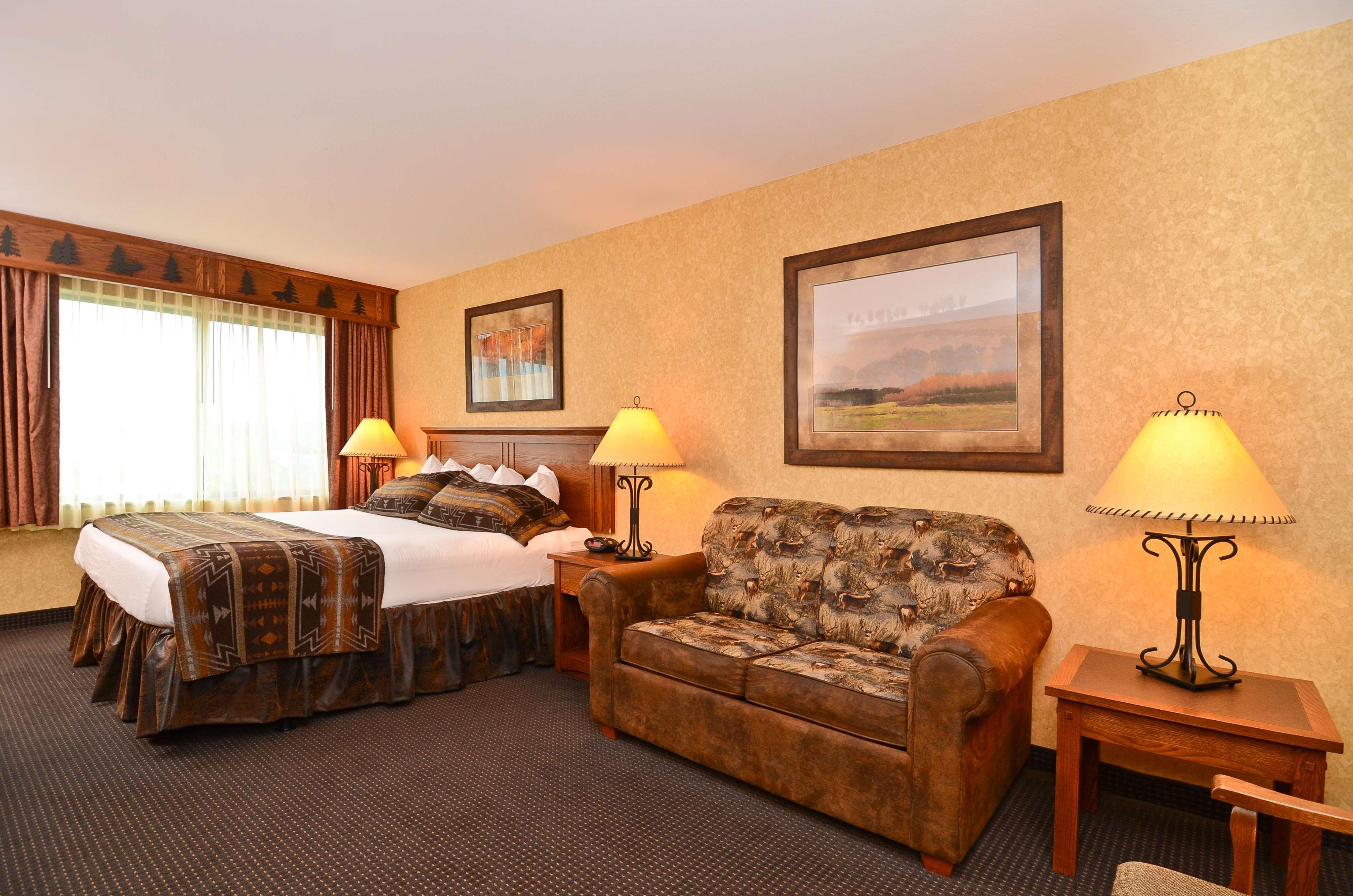 Best Western Plus Kelly Inn And Suites Фарго Экстерьер фото
