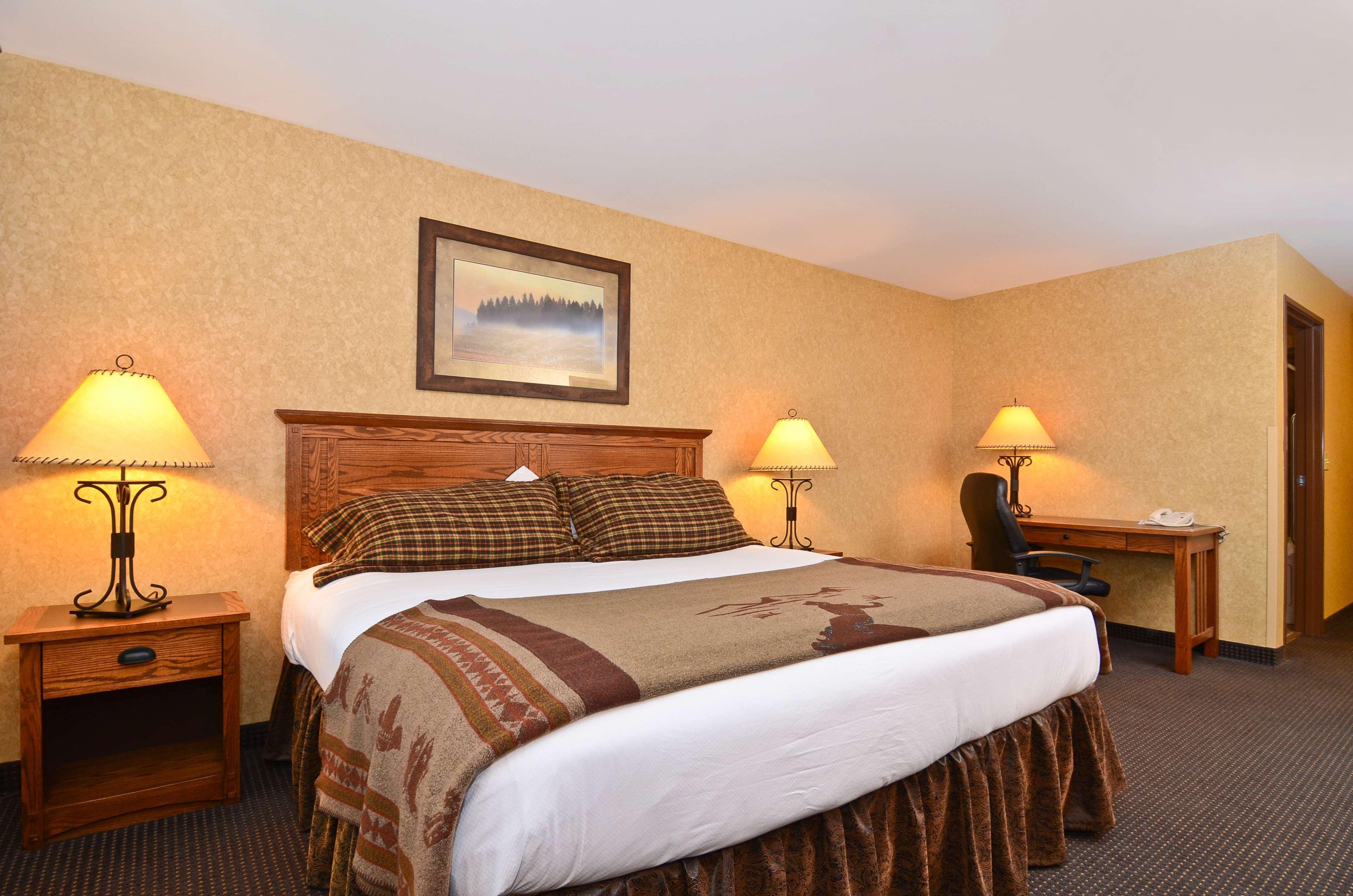 Best Western Plus Kelly Inn And Suites Фарго Экстерьер фото
